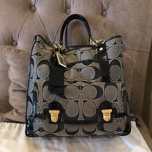 Coach Poppy Signature Tote